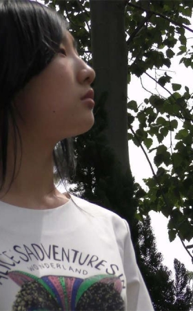 刚入大学的美眉