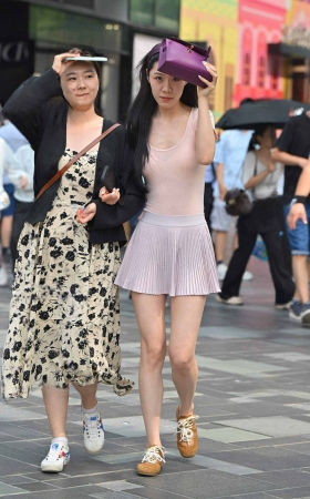 26725-3-105√连衣裙美腿素人 9P