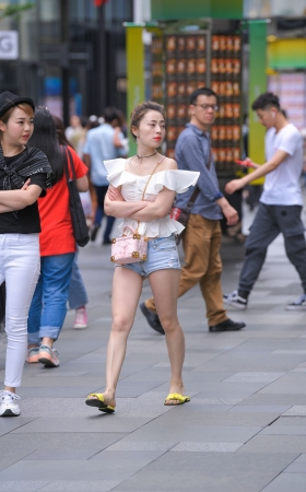 可爱小妹