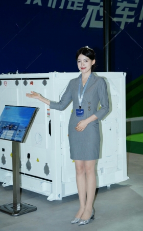 （上集）2024年6月某大型che展SW美女全套图集 [25P]