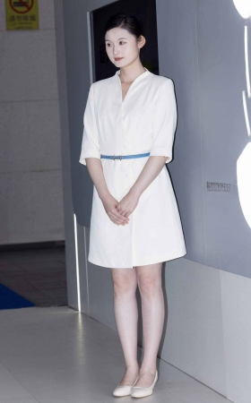 L1433-56P杭州车展-吉利展台的超白皙丰满美腿礼仪小姐姐 9P
