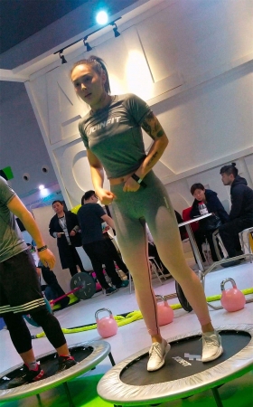 弹力裤好身材运动美女