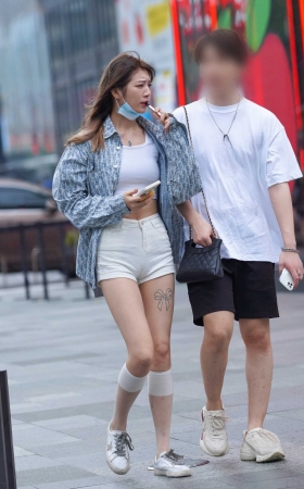 魅力的白 [23P]