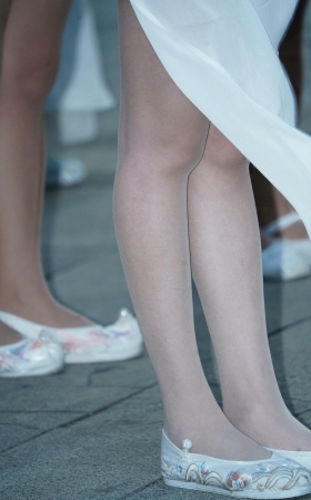 高端会所美女技师集体超薄肉丝舞动 [21P]