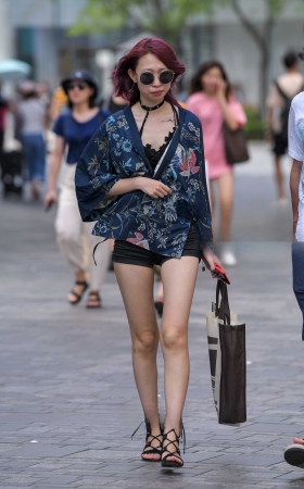 短裤小月牙 [14P]