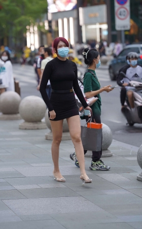 很紧的包臀裙 [23P]