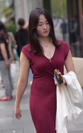 枣红裙 [13P]