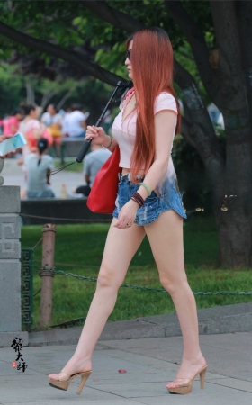 大长腿白又嫩，偶尔露出的腰和沟。 [40P]