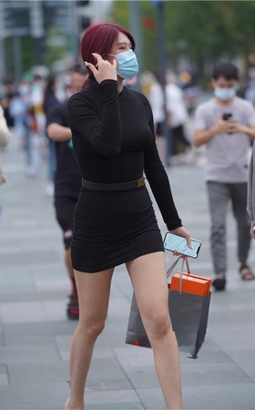 黑色包臀裙小姐姐(136P)