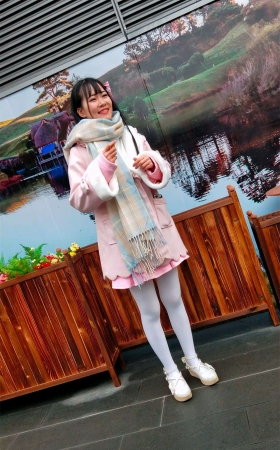 很卡哇伊的小妹妹