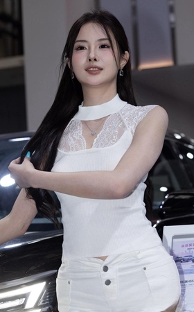 CMS昆山车展-最爱的啾啾呜女神之下午篇套图+4k视频3A8603[6.2G]