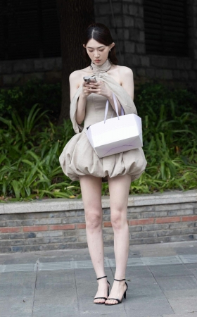 LB059-174P 上海时装周街拍顶级长腿美女嘉宾 12P