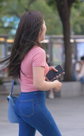 欧美身材的紧牛 [16P]