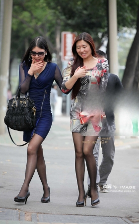 长腿黑丝少妇 [15P]