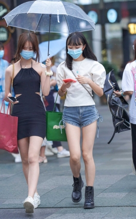 美背热裤女孩 [24P]