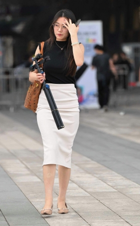 2563-56-57√平底鞋气质美女闺蜜 9P
