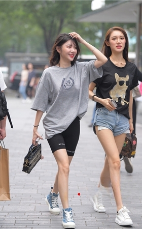 短发美女(29P)