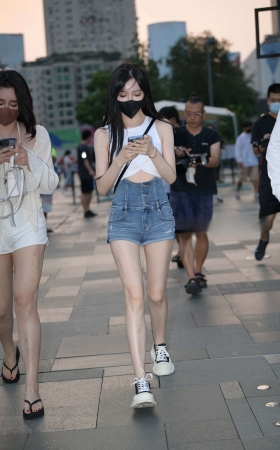 纤细苗条小蛮腰MM [22P]