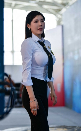★台上台下美女太阳 [20P]