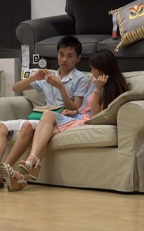 小美女的一双极品坡高跟 [1.12 GB/MP4]