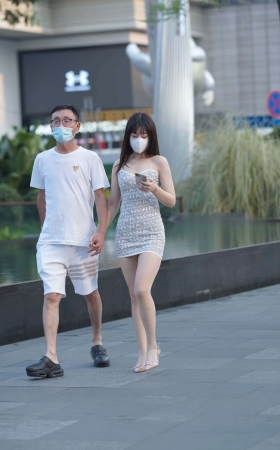紧身短裙靓腿 [25P]