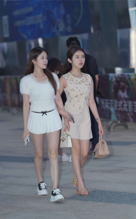 青春动人的美