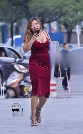 低胸美臀热辣袭人 [20P]