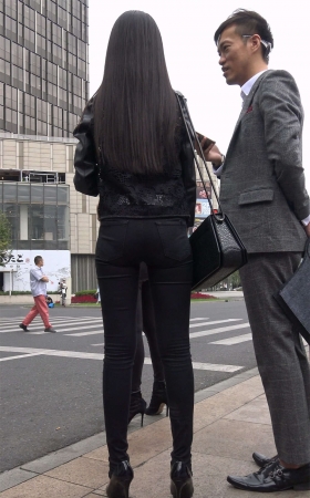 黑色紧身裤一米八长腿美女2