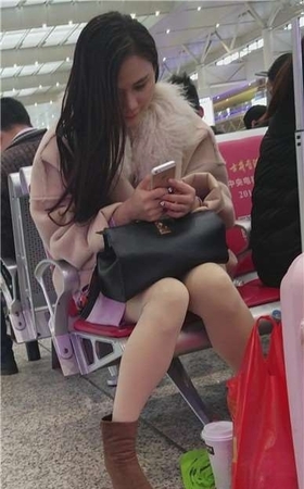 4k-极品长发高颜值肉色丝袜长腿美女