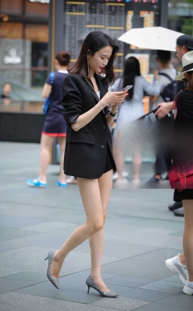 女人这样穿才有范儿 [17P]
