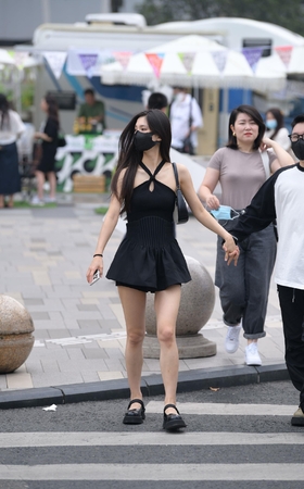 2269-17+66小吊带女友