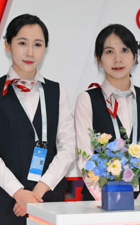 25626-3=45√气质满满的职员 9P