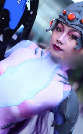 紫色紧身服持枪coser [17P]