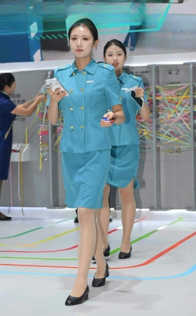 26917-33-75√26CATA-一波民航大学清秀小姐姐 12P