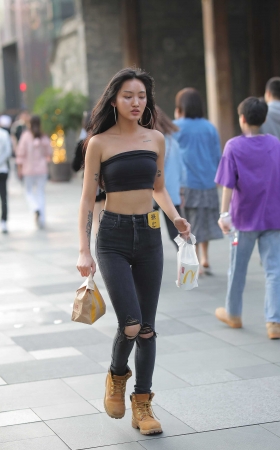 充满自信的好身材 [14P]
