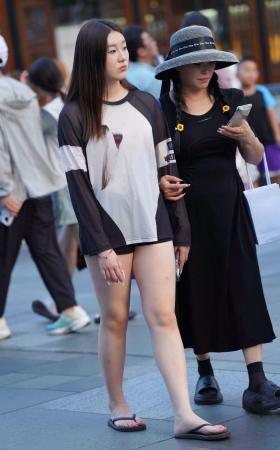 250716-8 90p