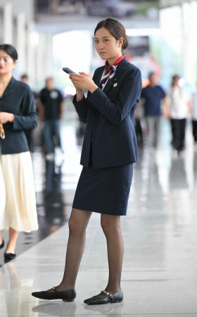 SH25-70-76√她貌似发现了我啊哈哈哈 8P