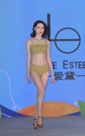 一模两套，全部美美哒