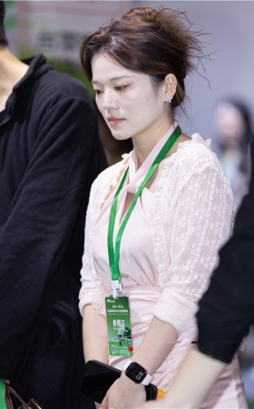 参展的美女(114P)