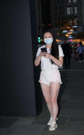 微胖女孩确实招人喜欢~ [22P]