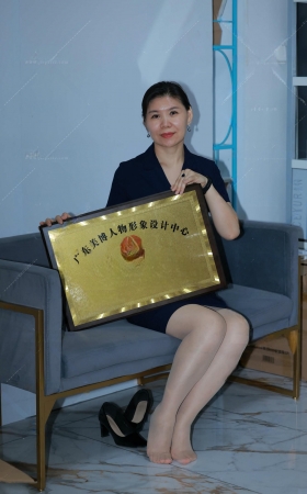 这就是所谓的风韵犹存吧 [19P]