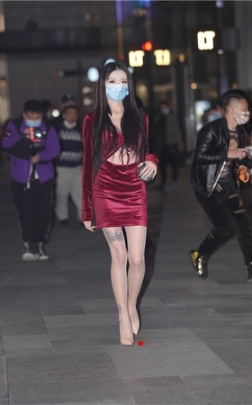肉丝高跟红裙美女(153P)