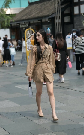 街拍大长腿，高挑苗条高跟美眉。 [19P]