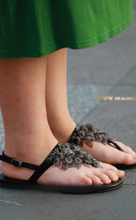 蓝裙丰满少妇 [22P]