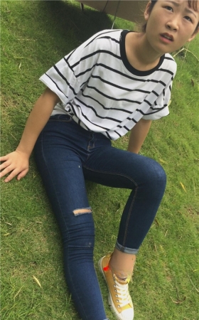 牛仔小妹