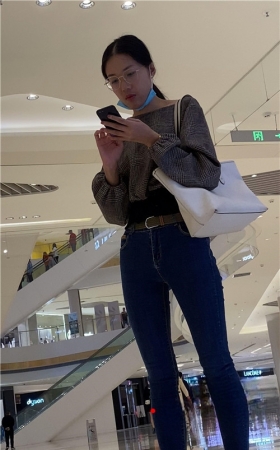 长腿紧牛小姐姐