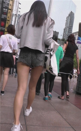 极品灰牛月牙美女