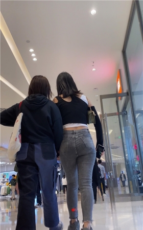 丰屯紧牛小姐姐