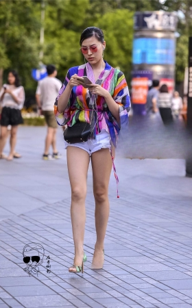 长腿高跟鞋美女{2017-5-19-12p} [11P]
