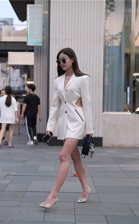 戴着墨镜的气质美女(37P)